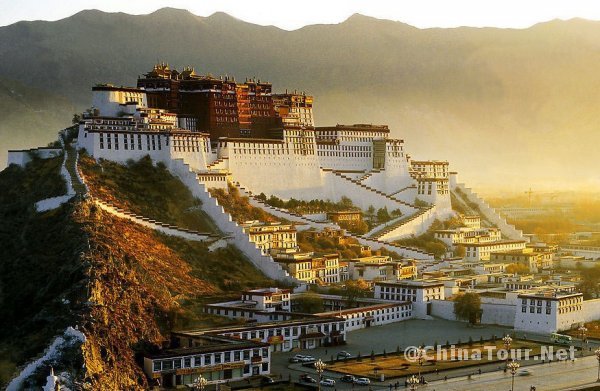 Potala Palace-Lhasa-Tibet
