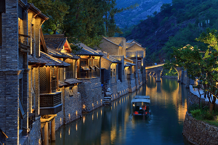 Gubei Water Town – ChinaTour.Net